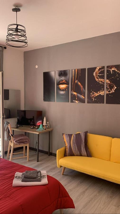 Hotel Shiva House Napoli Esterno foto